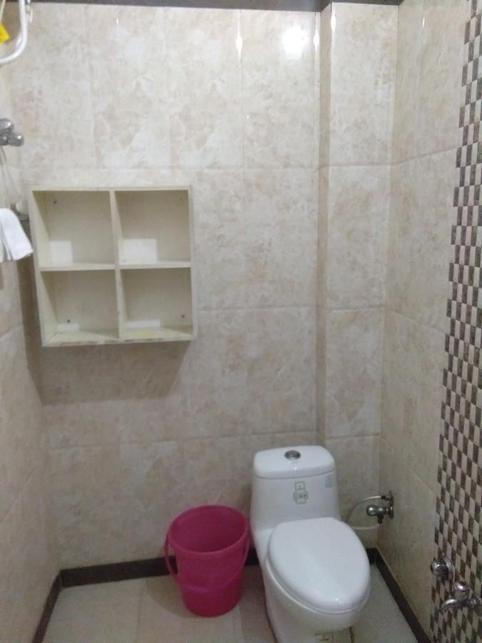 سونيبات Primrose Hotel And Restaurant المظهر الخارجي الصورة